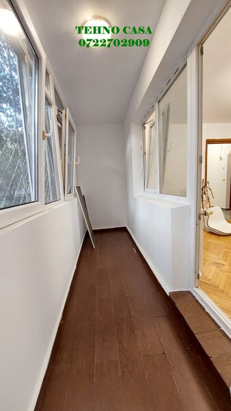 Titan Policlinica, Postavarului, bloc C, metrou N. Grigorescu / Titan