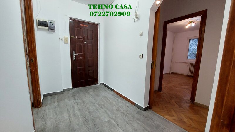 Titan Policlinica, Postavarului, bloc C, metrou N. Grigorescu / Titan